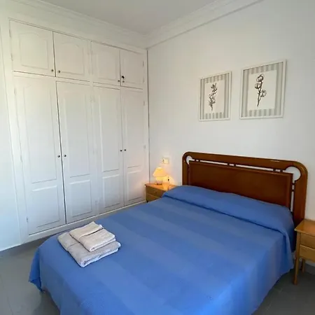 Уникальная Квартира На Берегу Моря С Бассейном Apartment Torrevieja